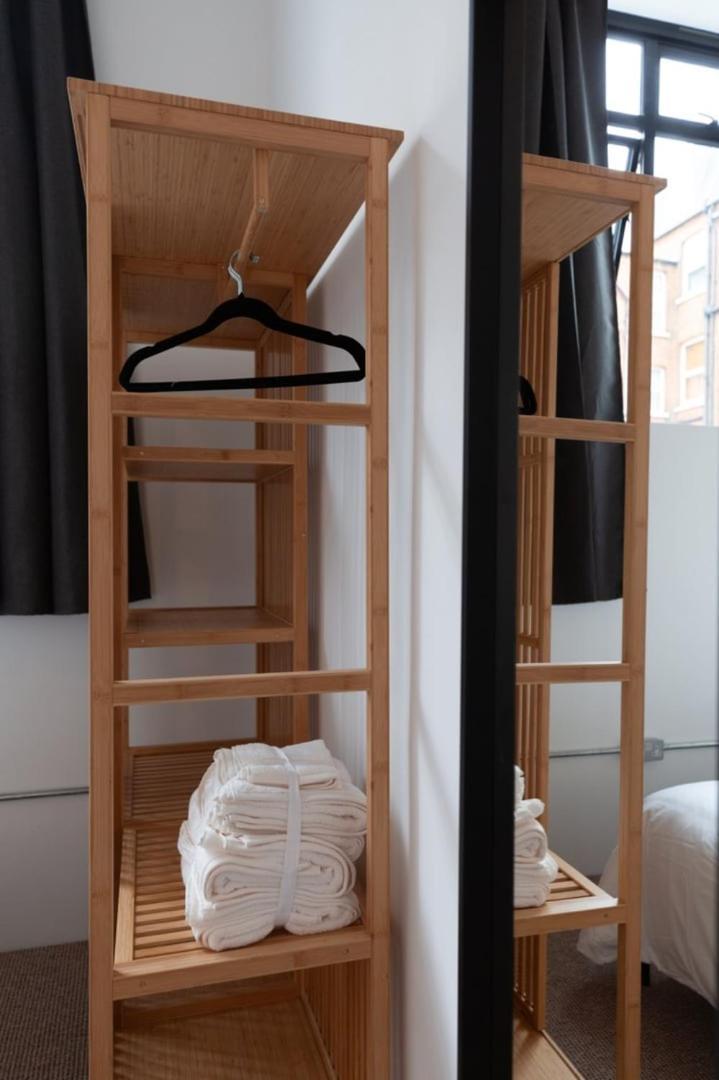 פינצ'לי Stylish Comfort In London מראה חיצוני תמונה